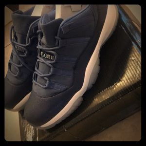 Air Jordan 11 Retro Low